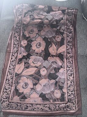 Floral Jacquard Scarf in Dusty Rose and Black